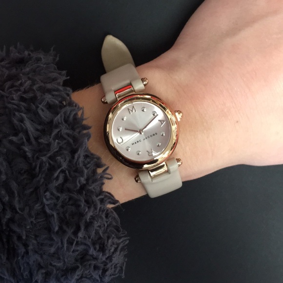Authentic rose gold Marc Jacobs watch - Picture 5 of 5